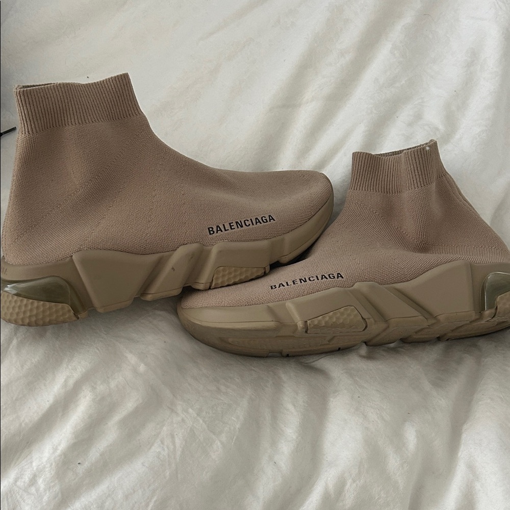Balenciaga women’s Beige Sock Sneakers 38 Sz 8 authentic - Picture 3 of 7